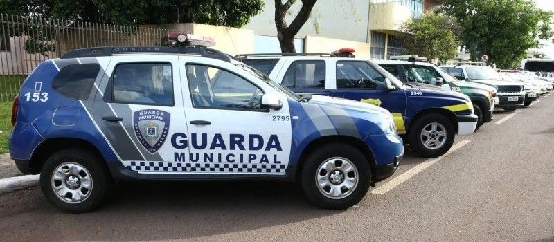 Criança de 6 anos é colocada sozinha em carro de aplicativo e acaba em abrigo no Paraná